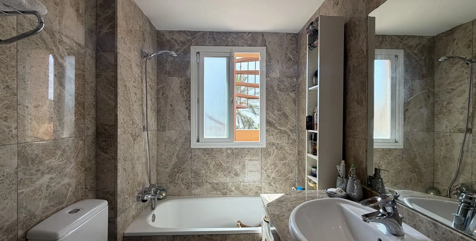 Venta de adosado en Estepona 33