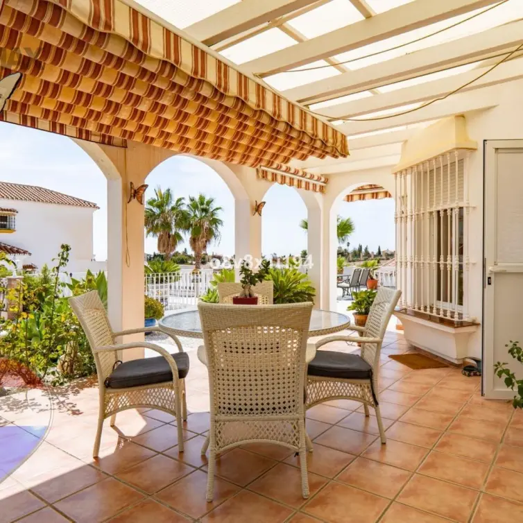 Sale of detached villa in Urbanización lomas del sol