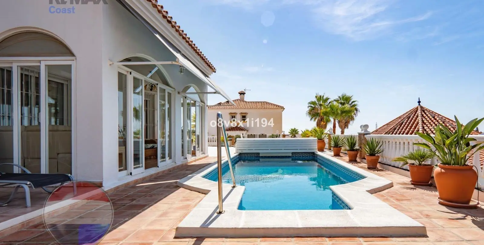 Venta de villa independiente en Urbanización lomas del sol 27