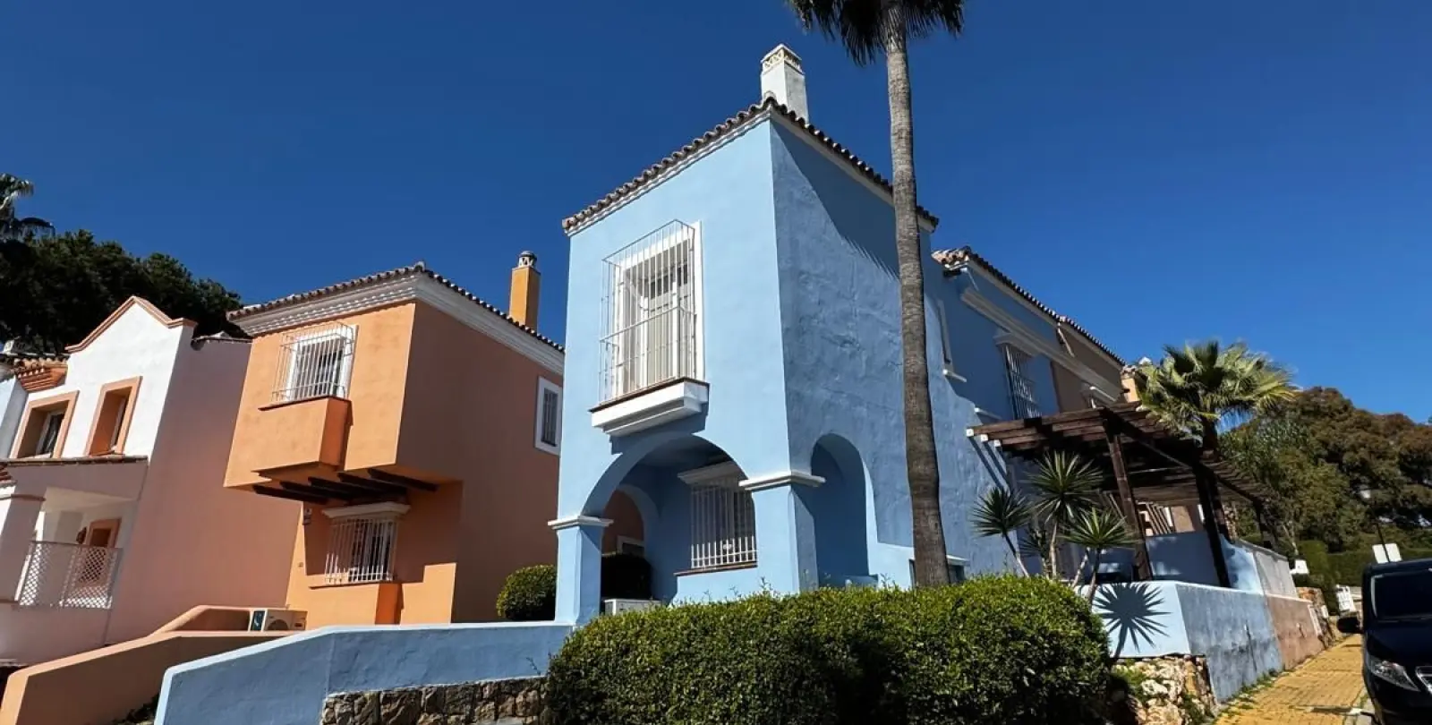 Продажа таунхауса в Nueva Andalucía 1