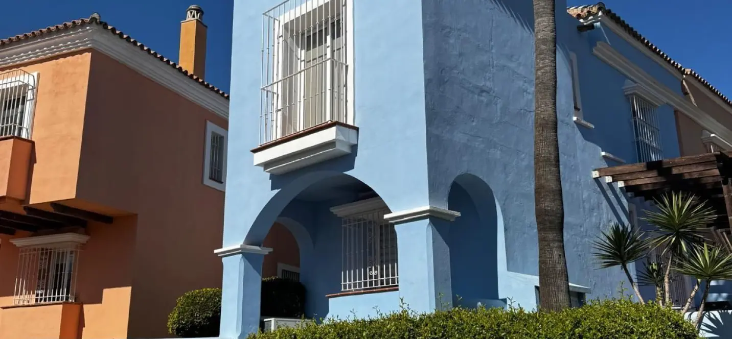 Продажа таунхауса в Nueva Andalucía 1
