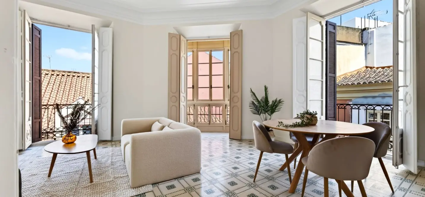 Venta de apartamento en planta media en Centro Histórico 0