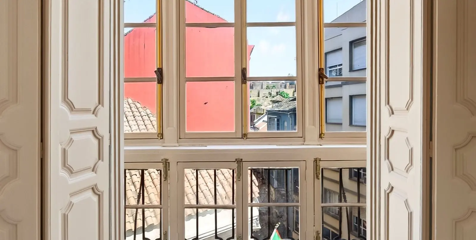 Sale of middle floor apartment in Centro Histórico 14