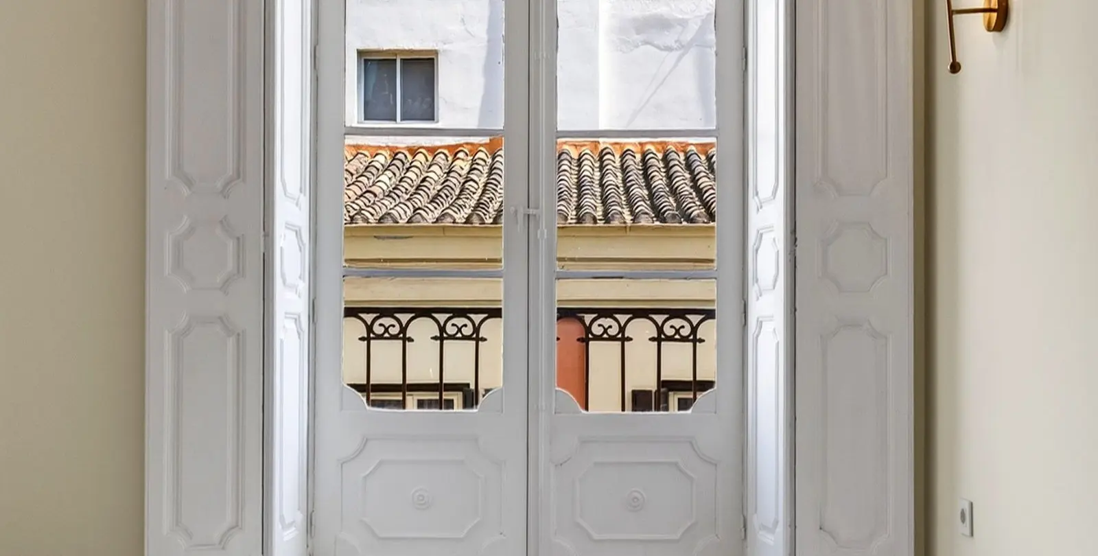 Sale of middle floor apartment in Centro Histórico 30