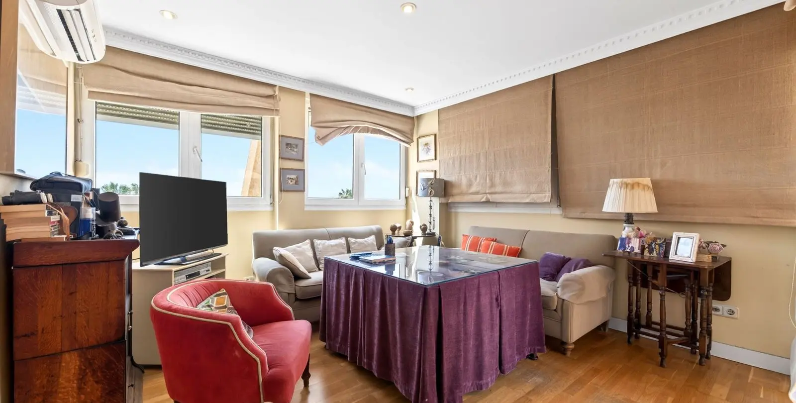 Sale of penthouse in Málaga Centro 4