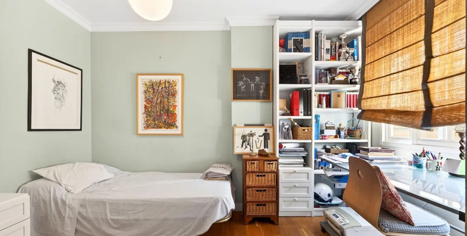 Sale of penthouse in Málaga Centro 12