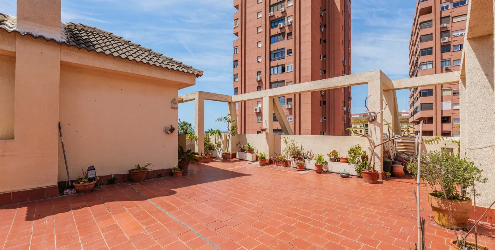 Sale of penthouse in Málaga Centro 19