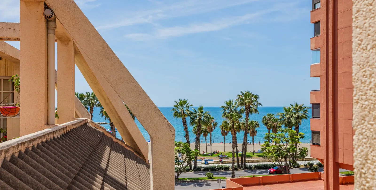 Sale of penthouse in Málaga Centro 28
