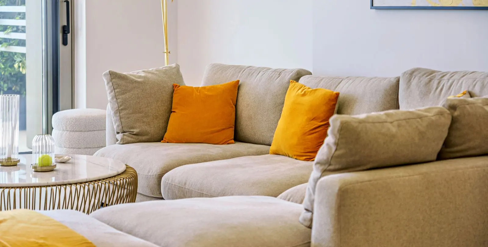 Sale of middle floor apartment in Pacífico 12