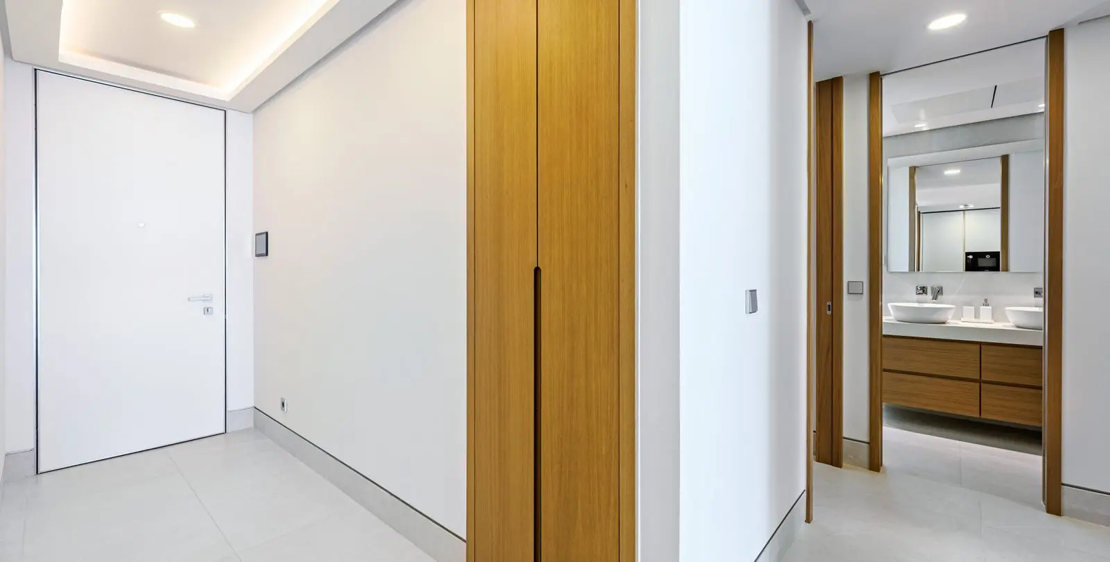 Sale of middle floor apartment in Pacífico 17
