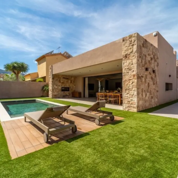 Venta de villa independiente en Churriana
