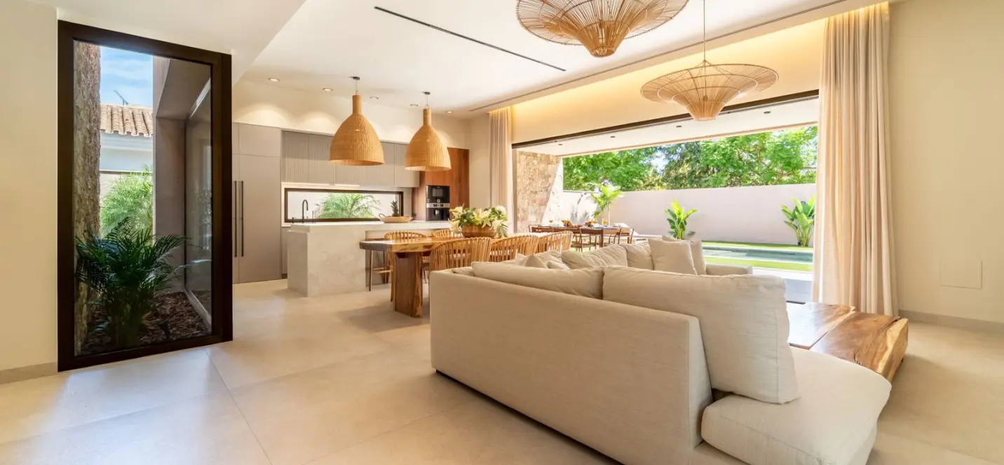 Venta de villa independiente en Churriana 2