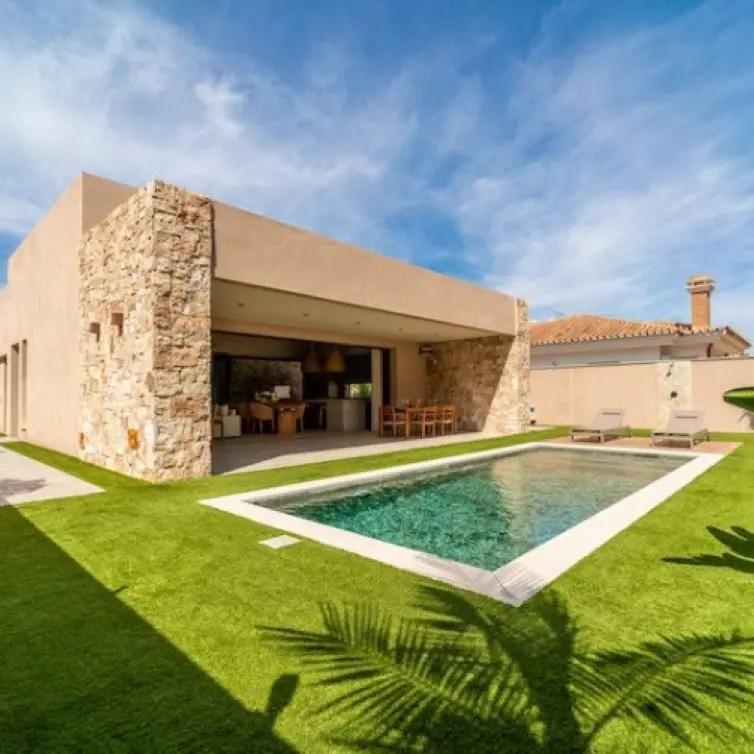 Venta de villa independiente en Churriana