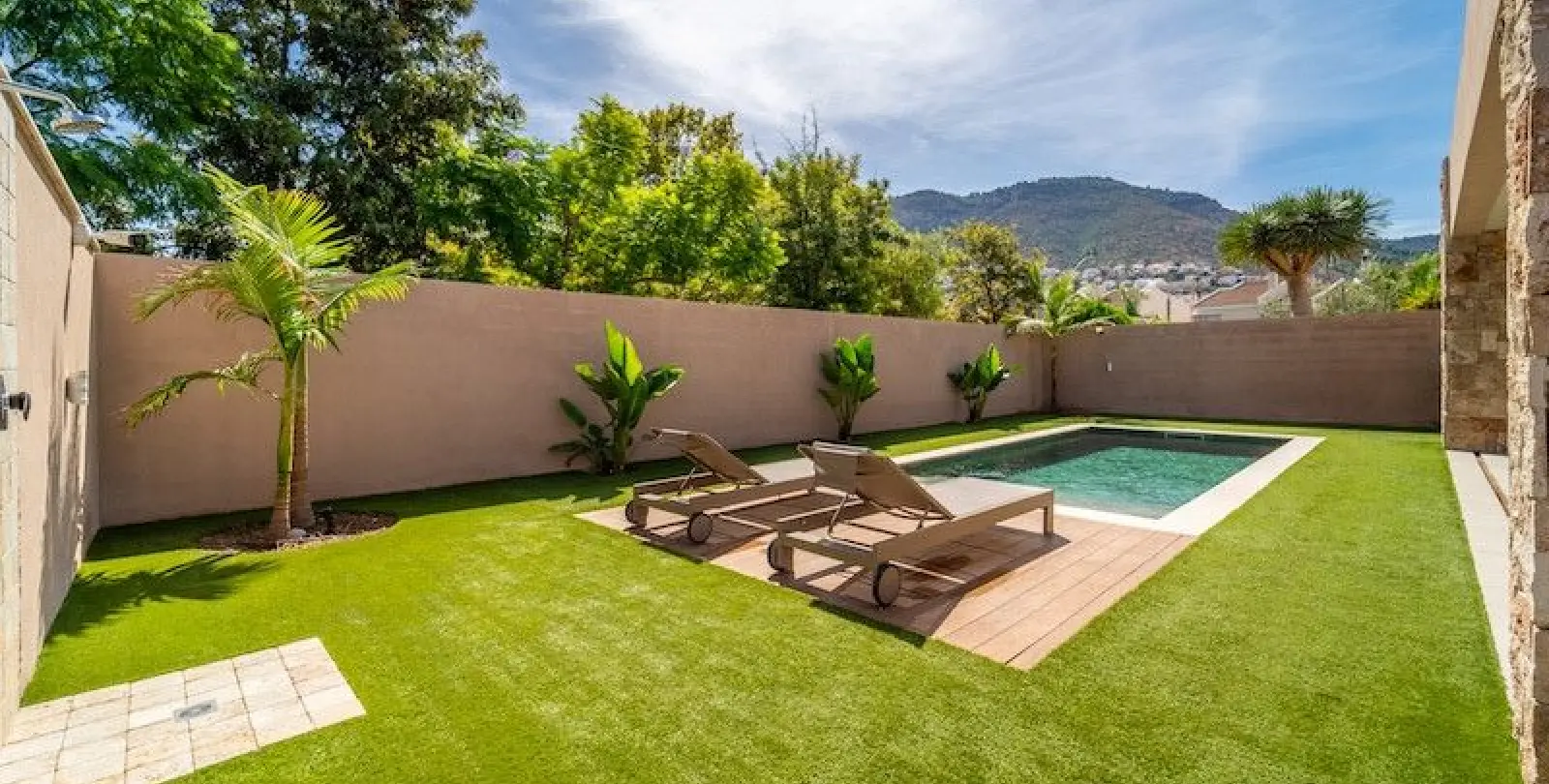 Sale of detached villa in Churriana 7