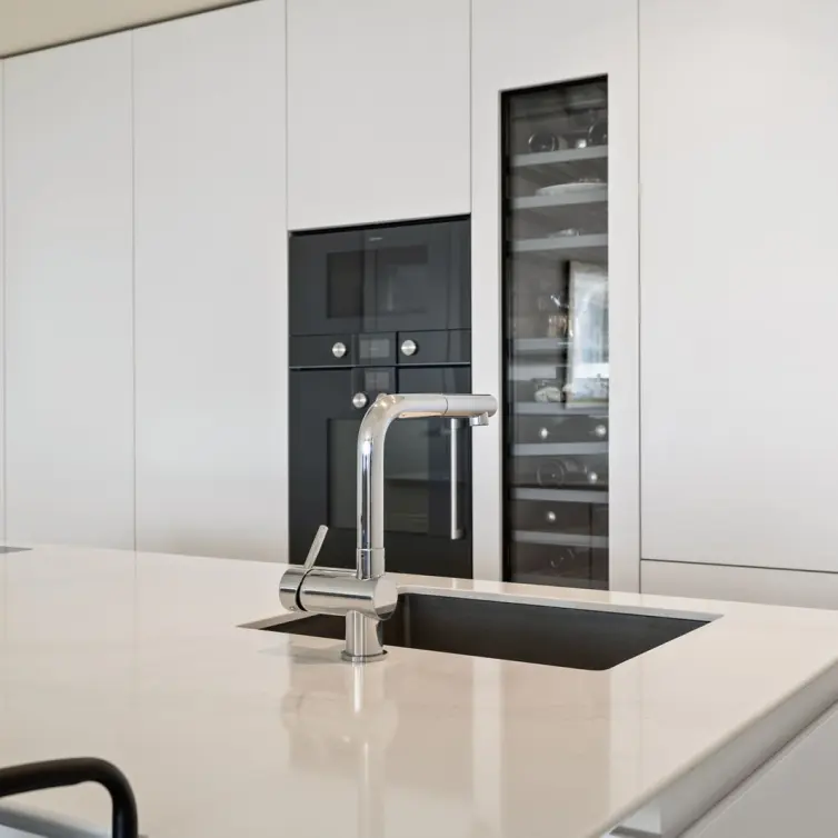 Venta de apartamento en planta media en Nueva Andalucía