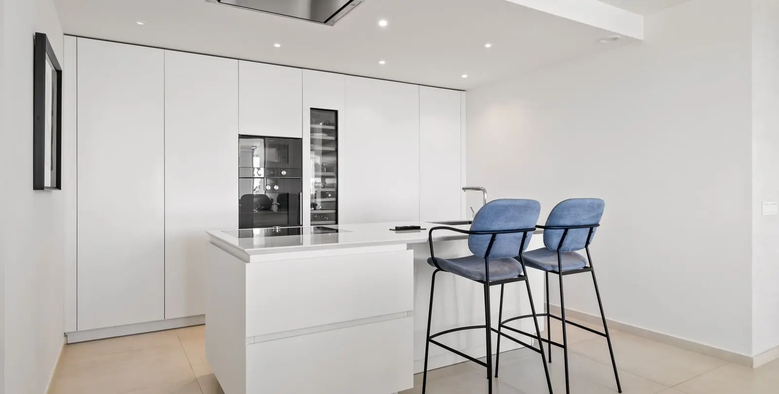 Venta de apartamento en planta media en Nueva Andalucía 6