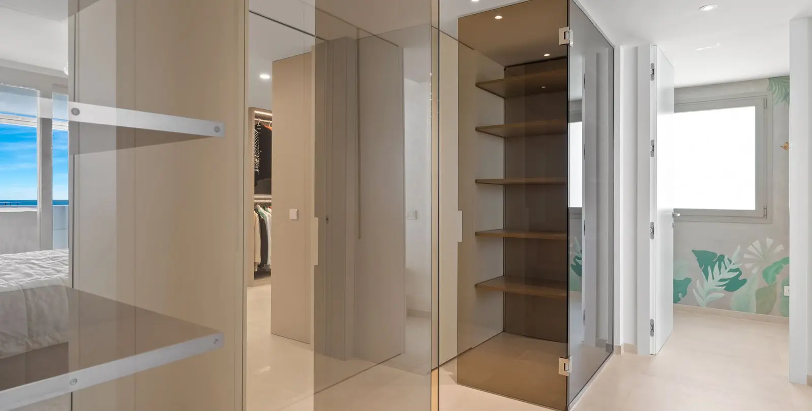 Venta de apartamento en planta media en Nueva Andalucía 20