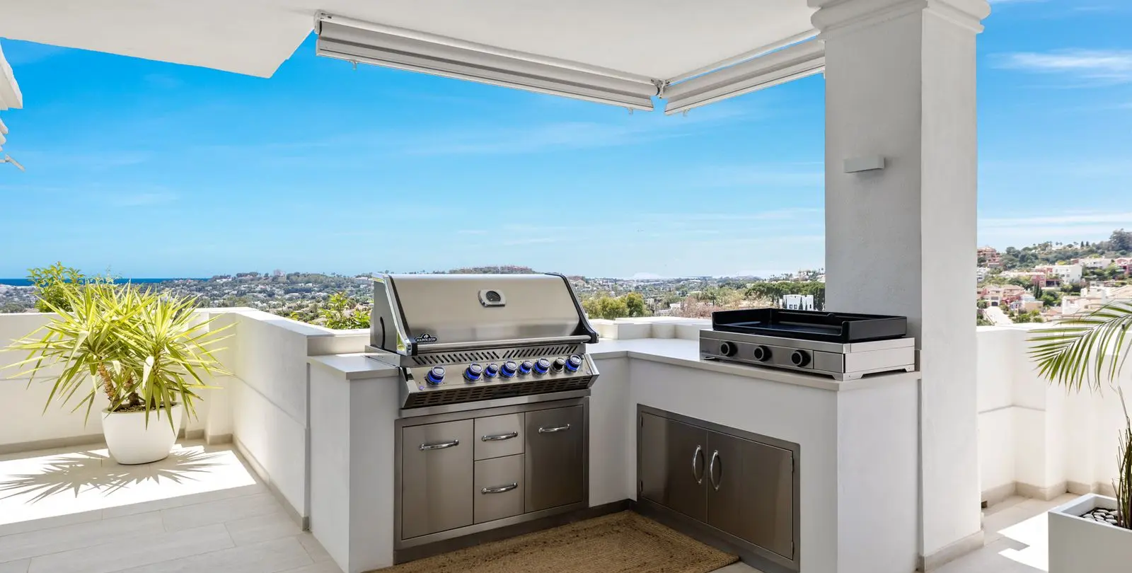 Venta de apartamento en planta media en Nueva Andalucía 53