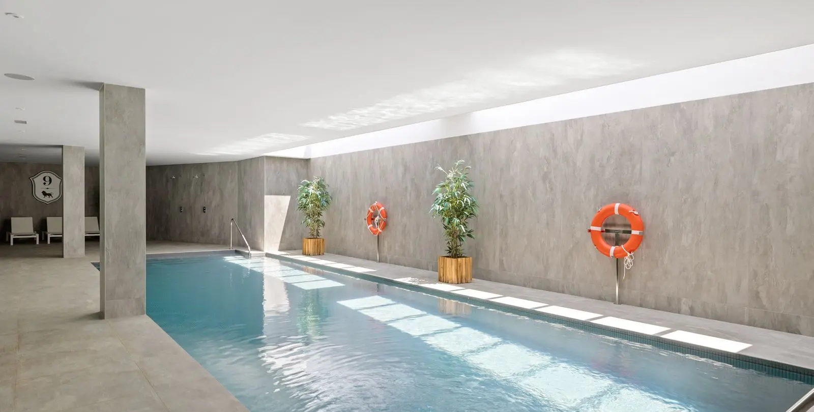 Venta de apartamento en planta media en Nueva Andalucía 85