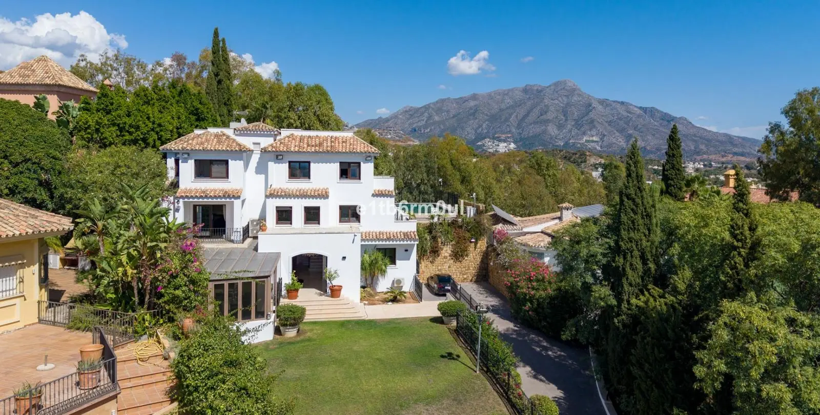 Venta de villa independiente en Benahavís 2
