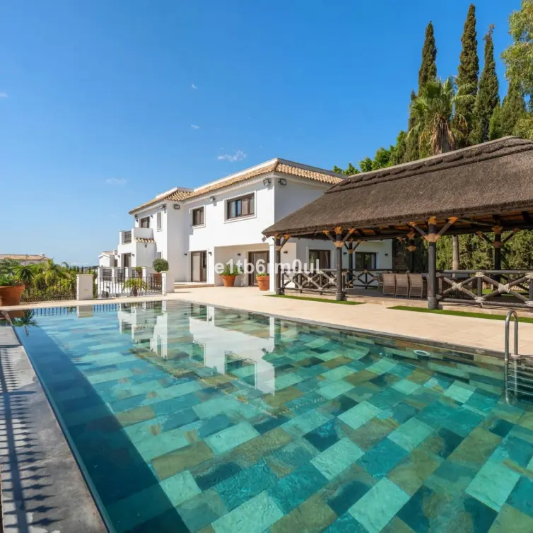 Venta de villa independiente en Benahavís