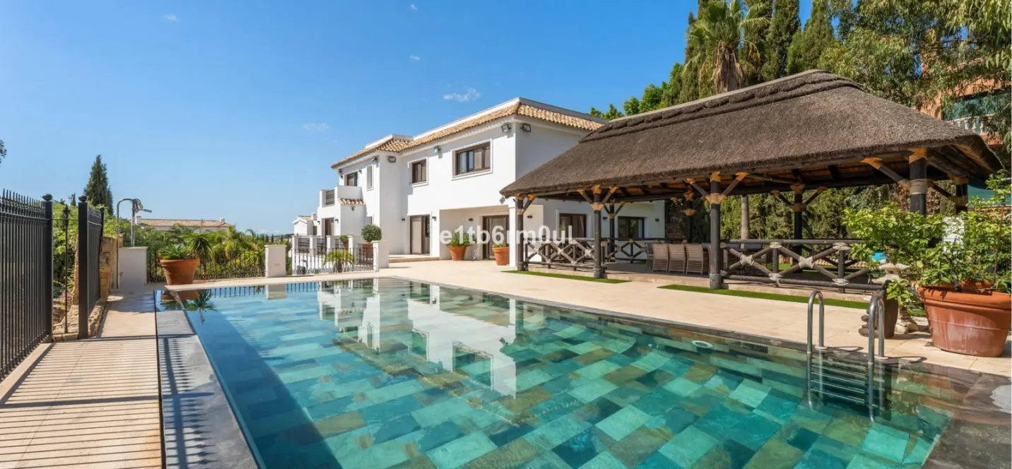 Venta de villa independiente en Benahavís 3