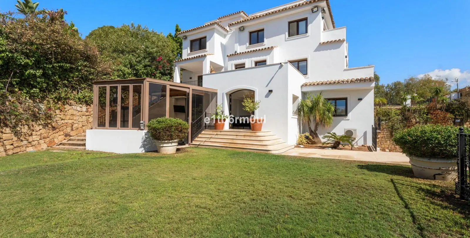 Venta de villa independiente en Benahavís 7