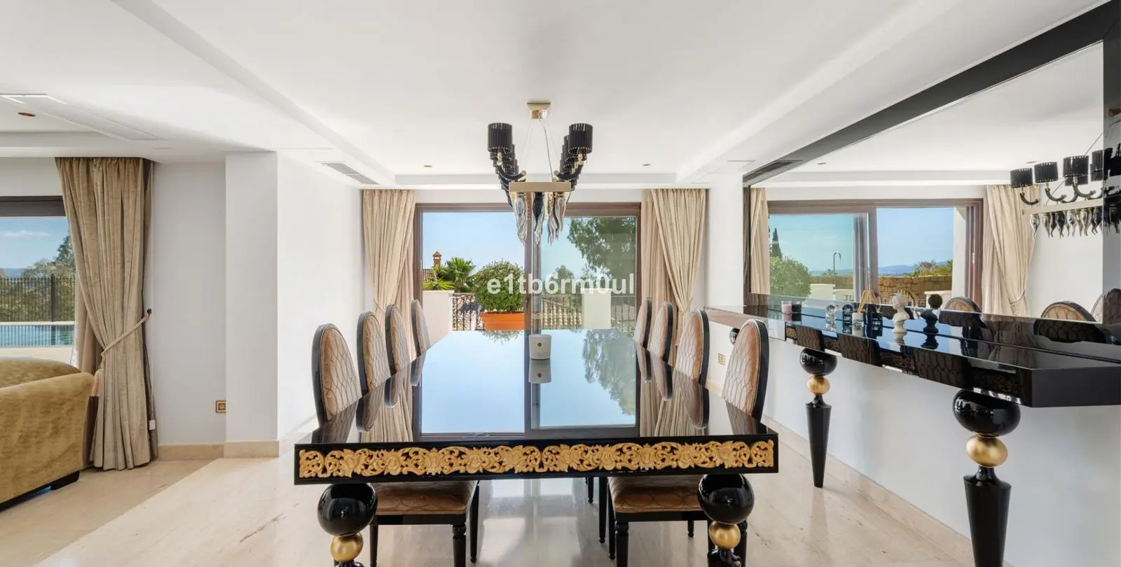 Venta de villa independiente en Benahavís 15