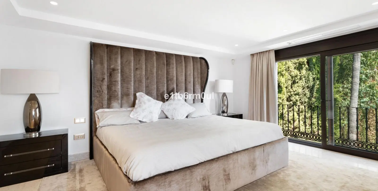 Venta de villa independiente en Benahavís 30