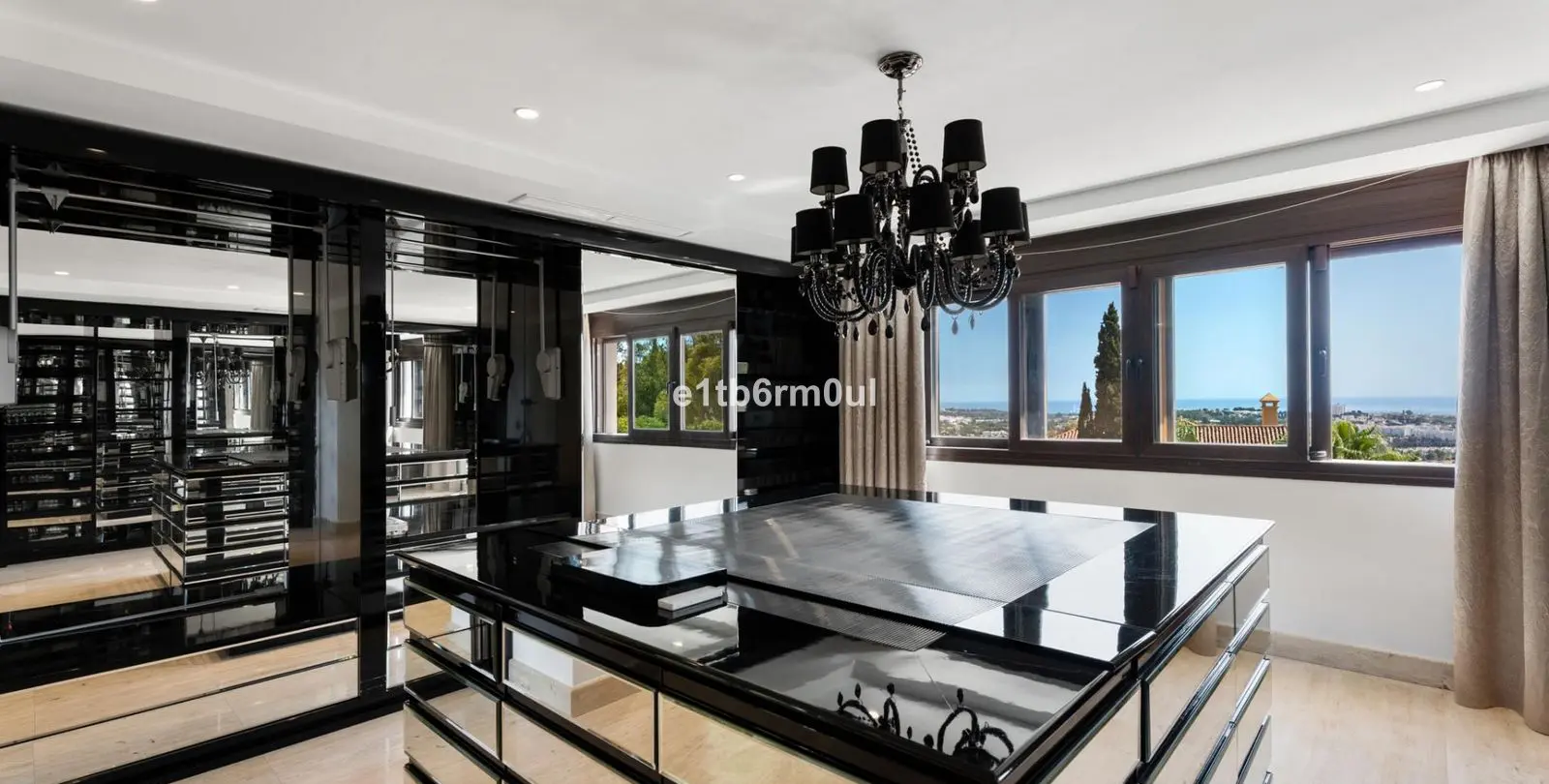 Venta de villa independiente en Benahavís 32