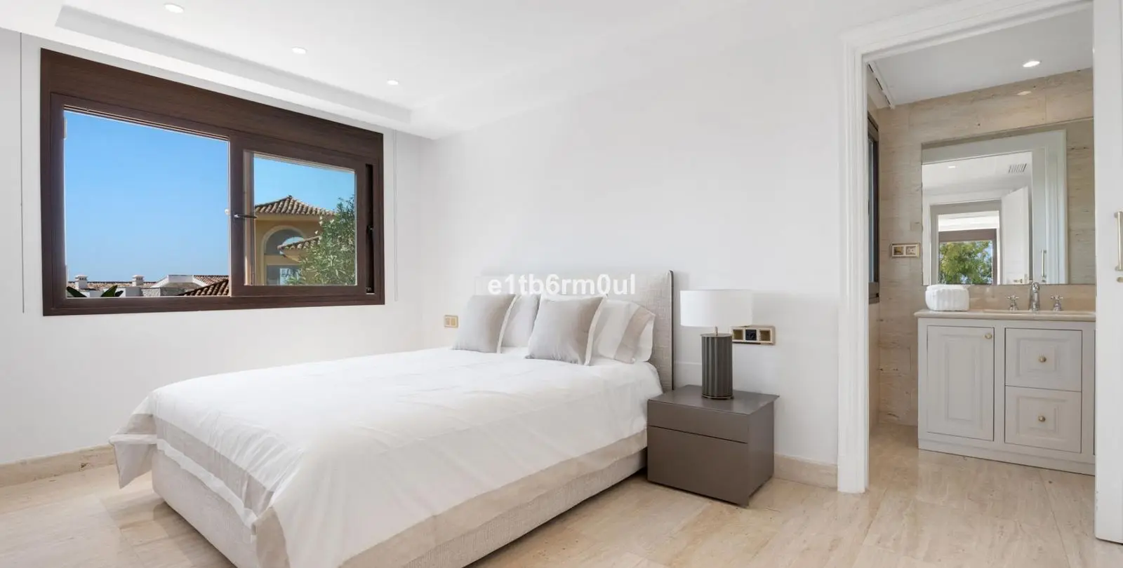 Venta de villa independiente en Benahavís 37