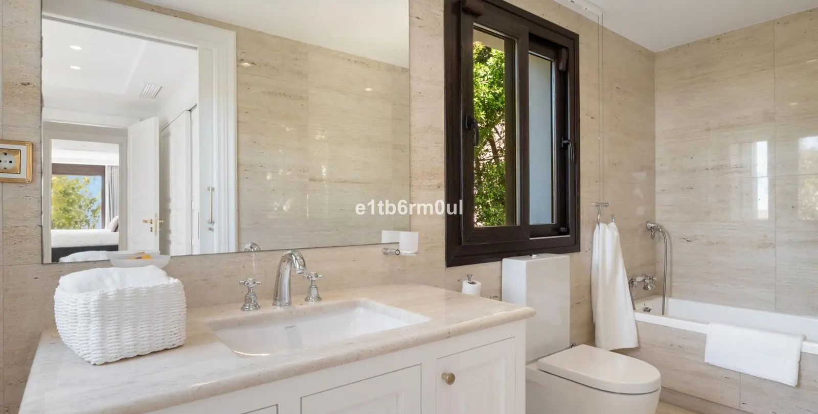 Venta de villa independiente en Benahavís 60