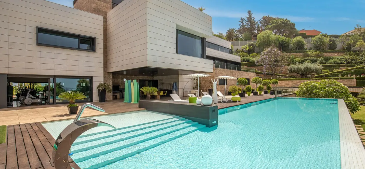 Venta de villa independiente en Málaga Este 0