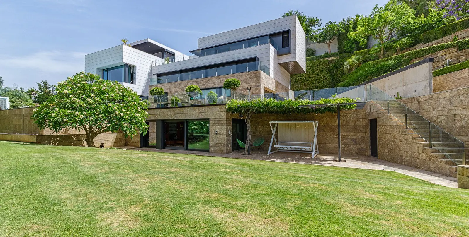 Venta de villa independiente en Málaga Este 18