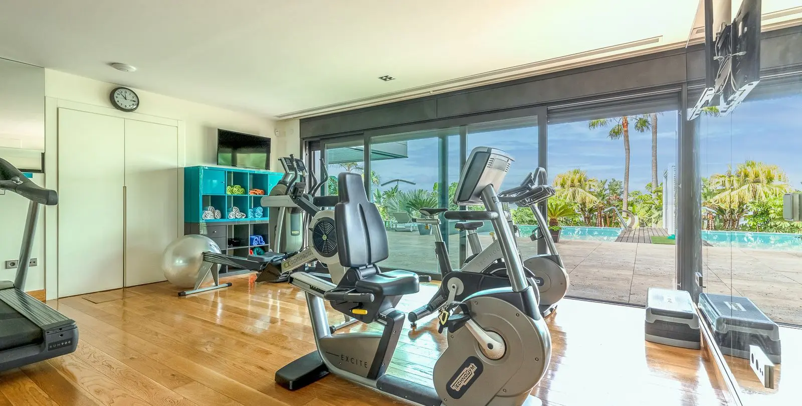 Venta de villa independiente en Málaga Este 31
