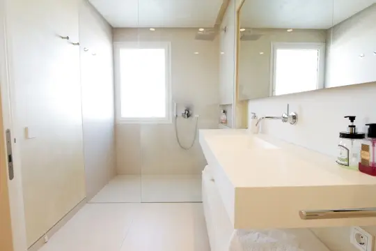 Image 27 thumb