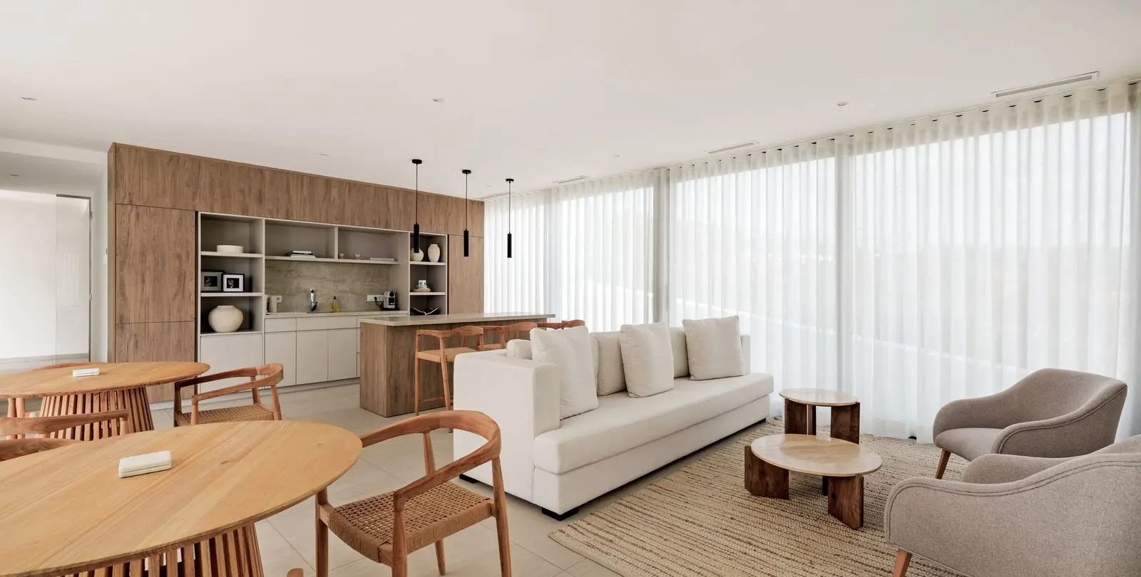 Sale of semi-detached house in Río Real 32