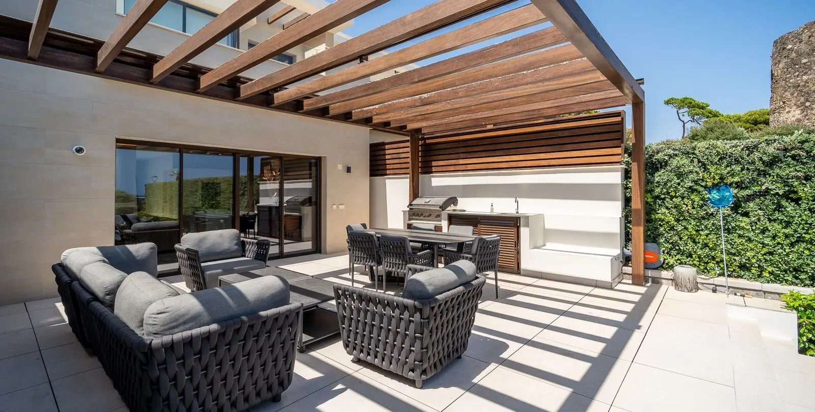 Sale of townhouse in Estepona 5