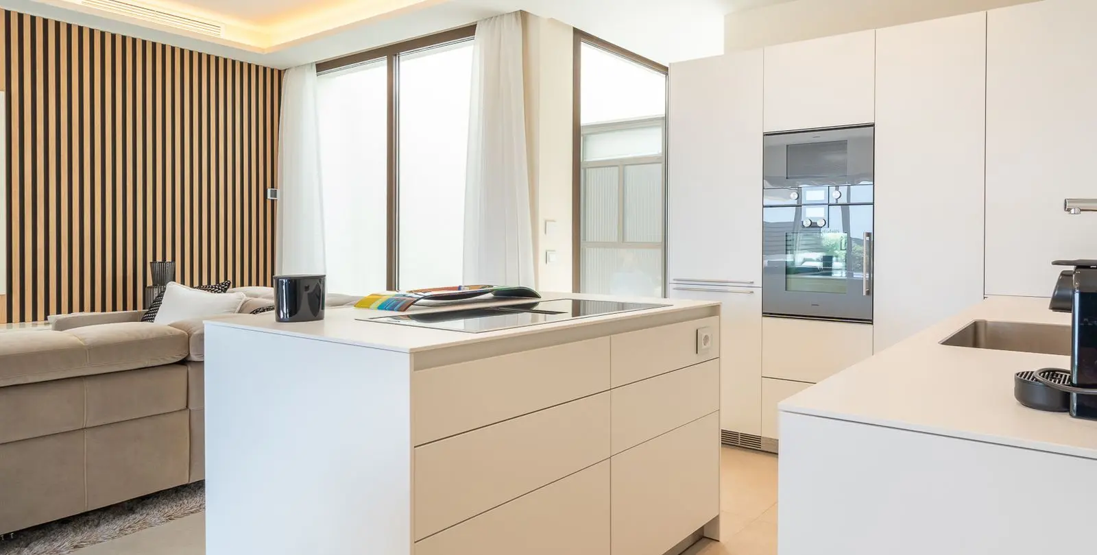 Sale of townhouse in Estepona 11