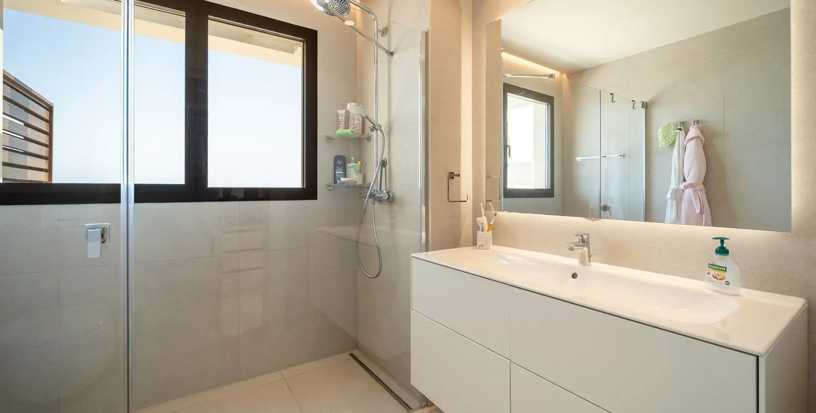 Sale of townhouse in Estepona 28