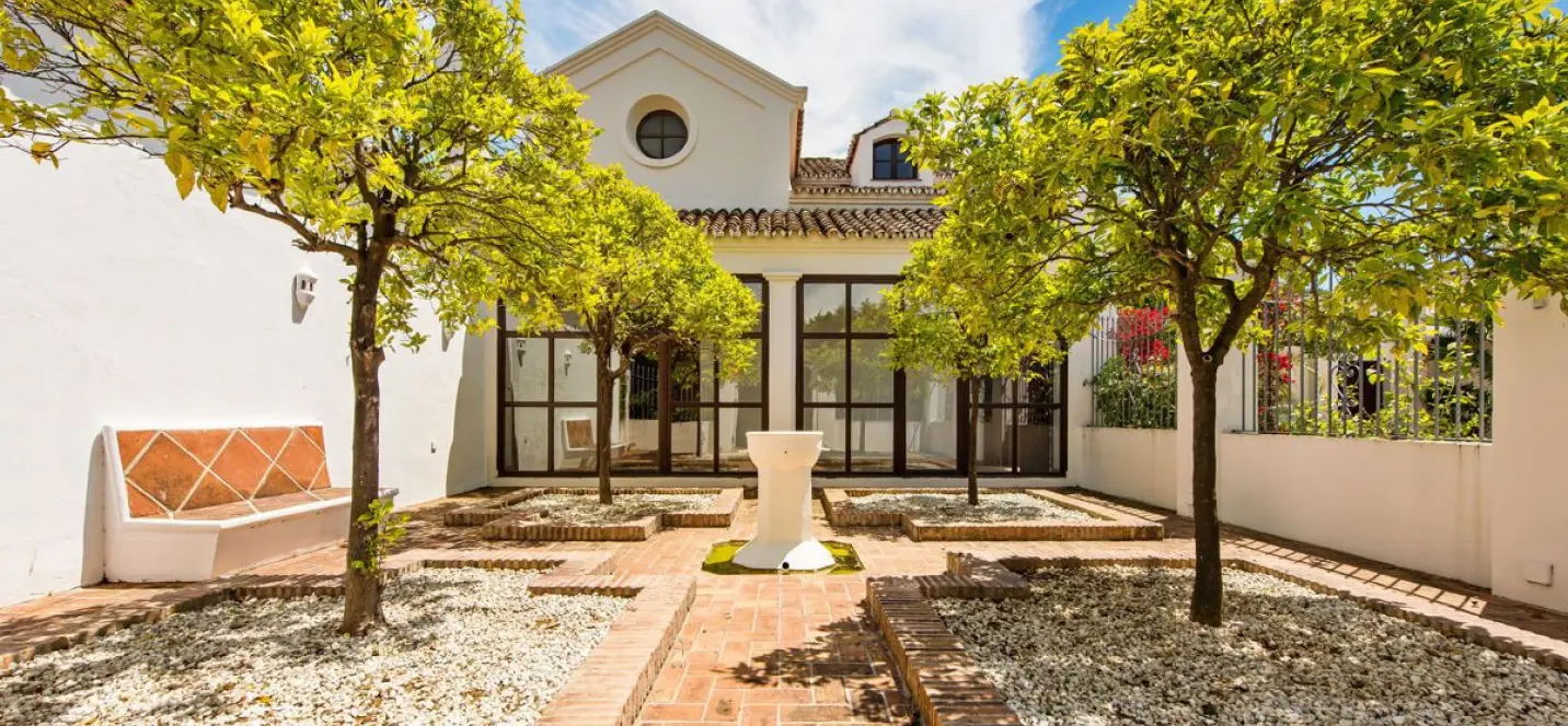 Venta de villa independiente en Guadalmina Baja 3