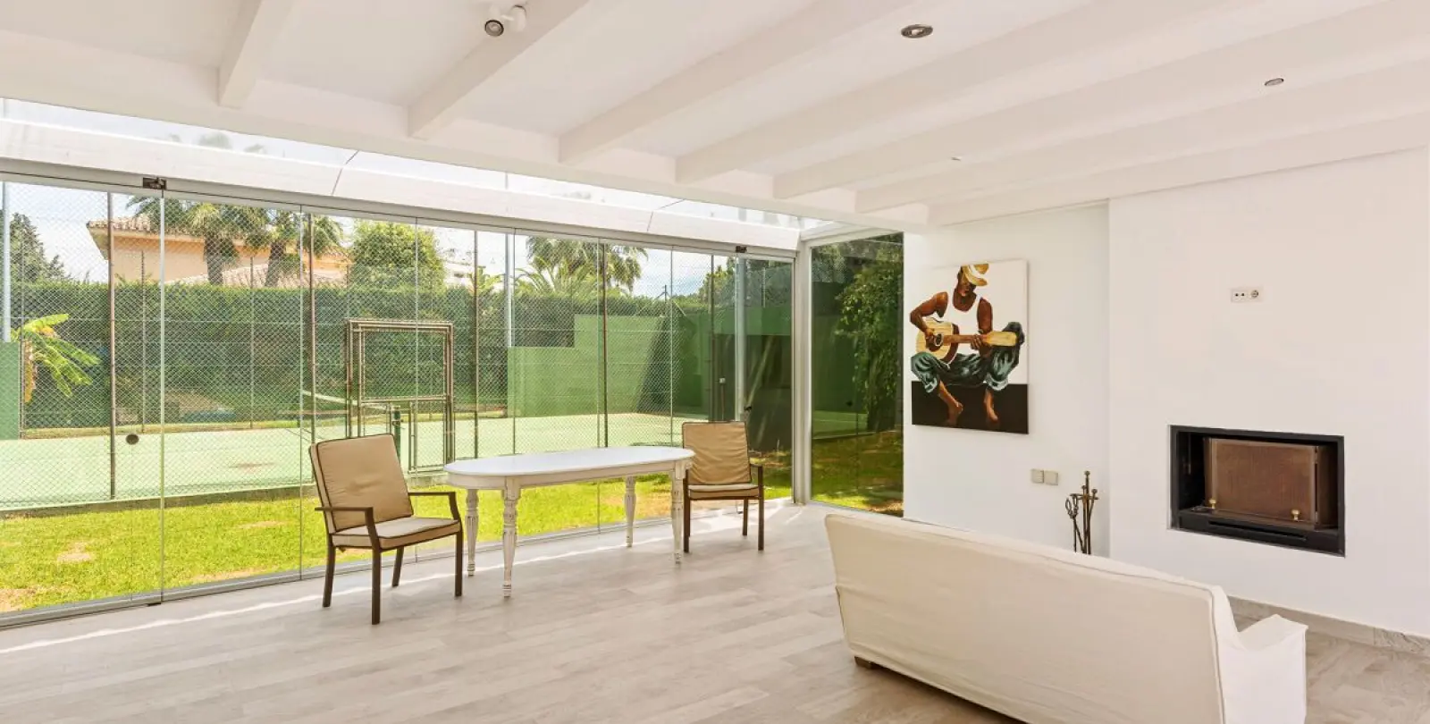 Sale of detached villa in Guadalmina Baja 14
