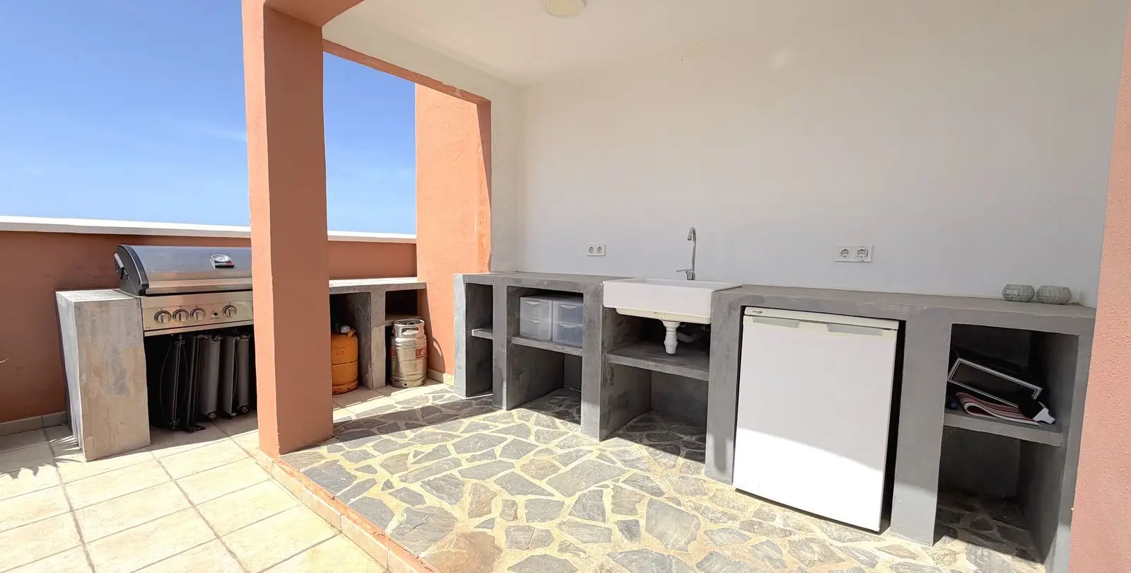 Sale of penthouse in Torreblanca 8