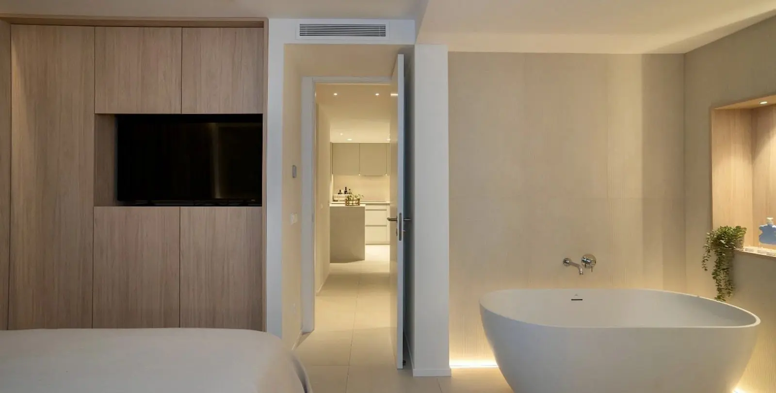 Sale of middle floor apartment in Benalmadena Pueblo 11
