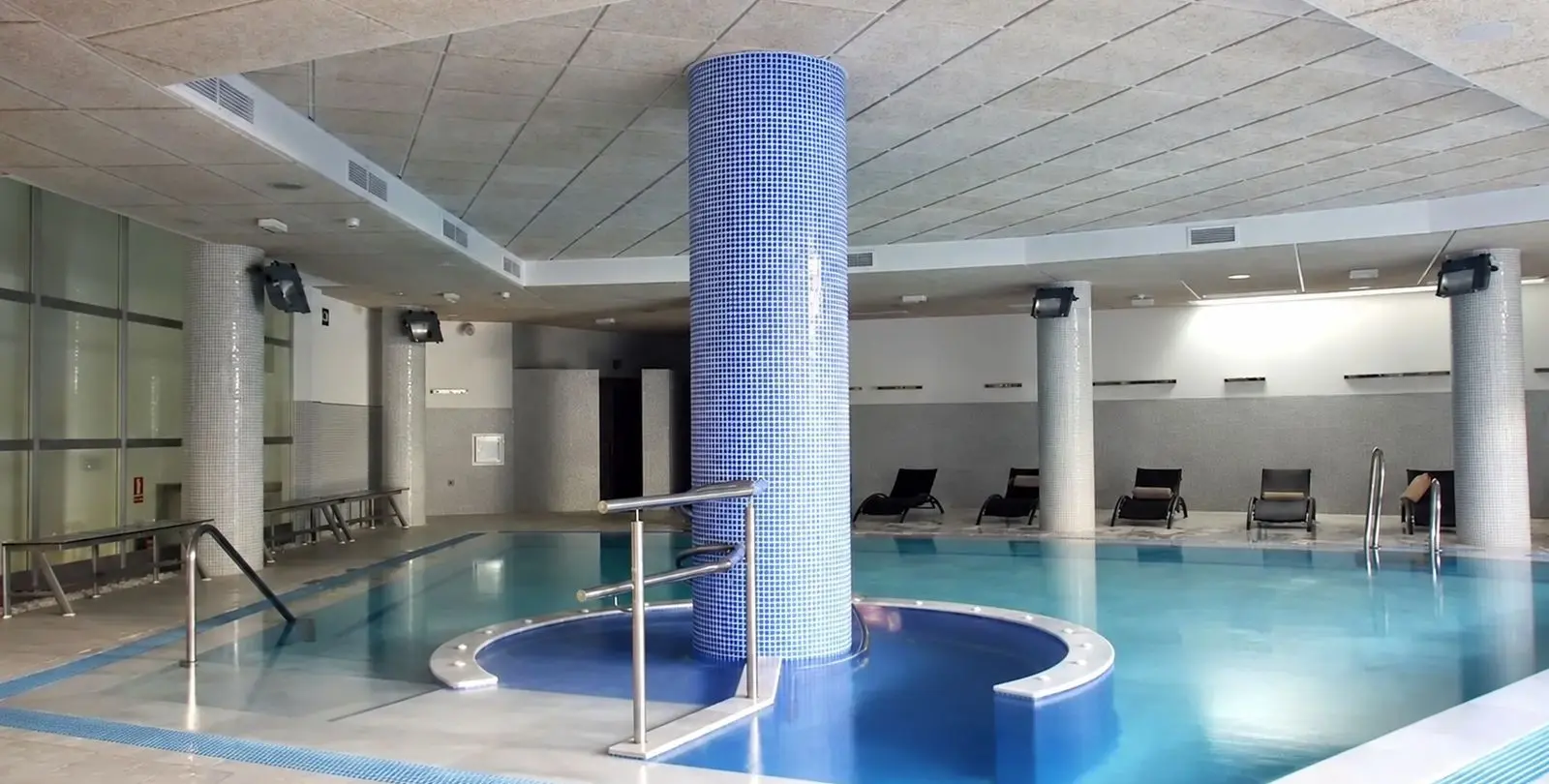 Venta de apartamento en planta baja en Estepona 30