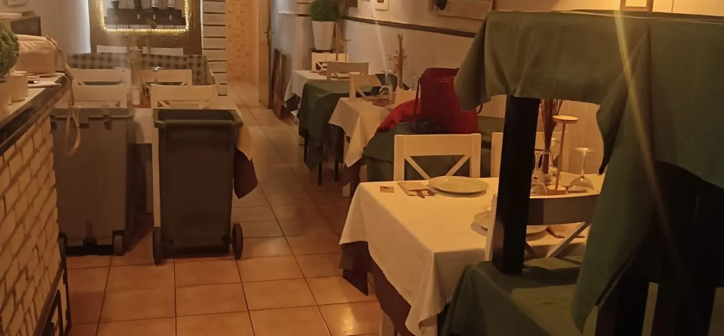 Venta de restaurante en Estepona 1