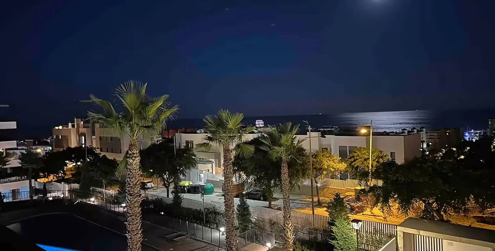 Продажа двухуровневого пентхауса в Estepona 32