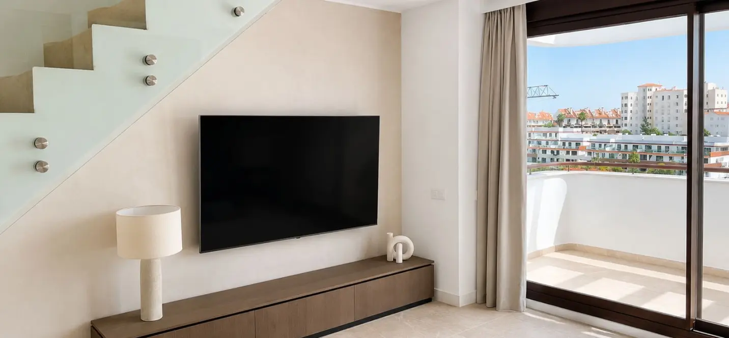 Продажа двухуровневого пентхауса в Estepona 3