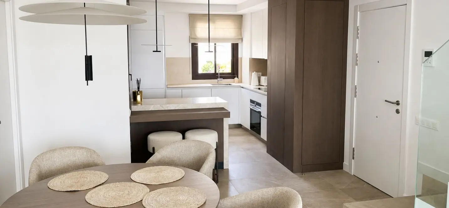 Продажа двухуровневого пентхауса в Estepona 4