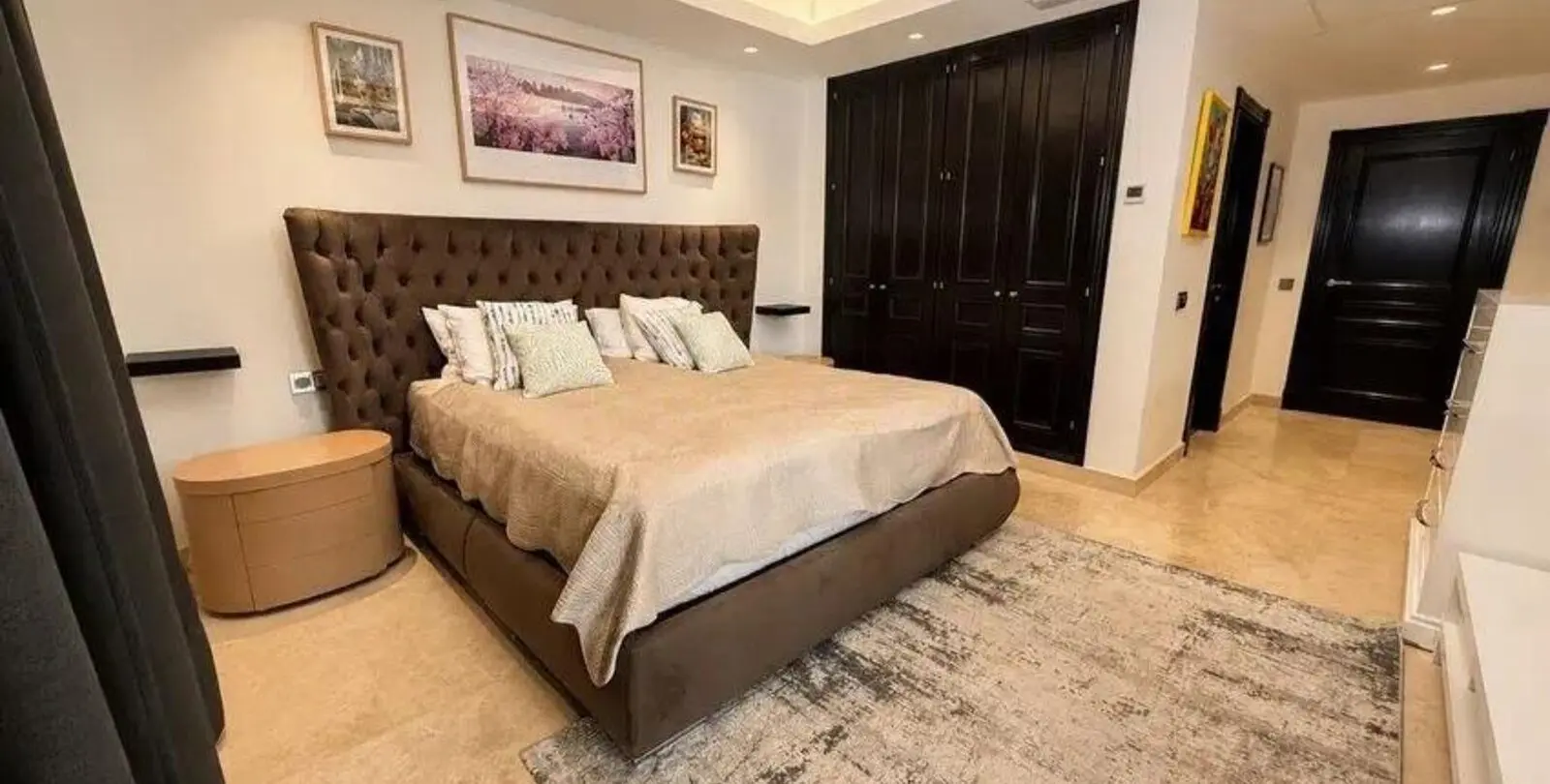 Продажа  отдельно стоящей виллы в Los Arqueros 38